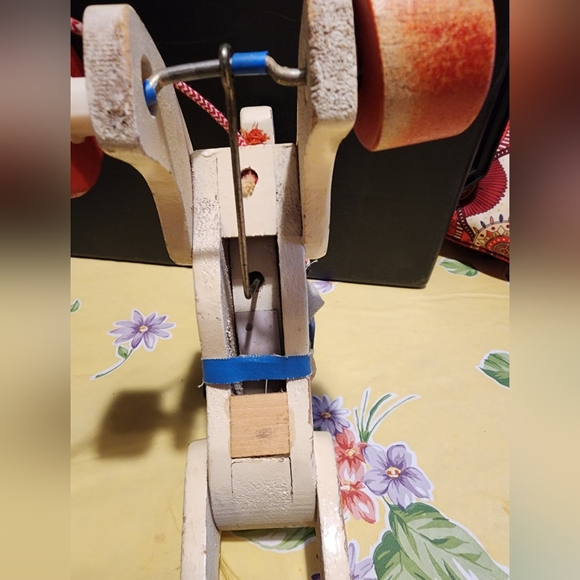 1950'S Wooden Horse with Soldier - Picture 9 of 10